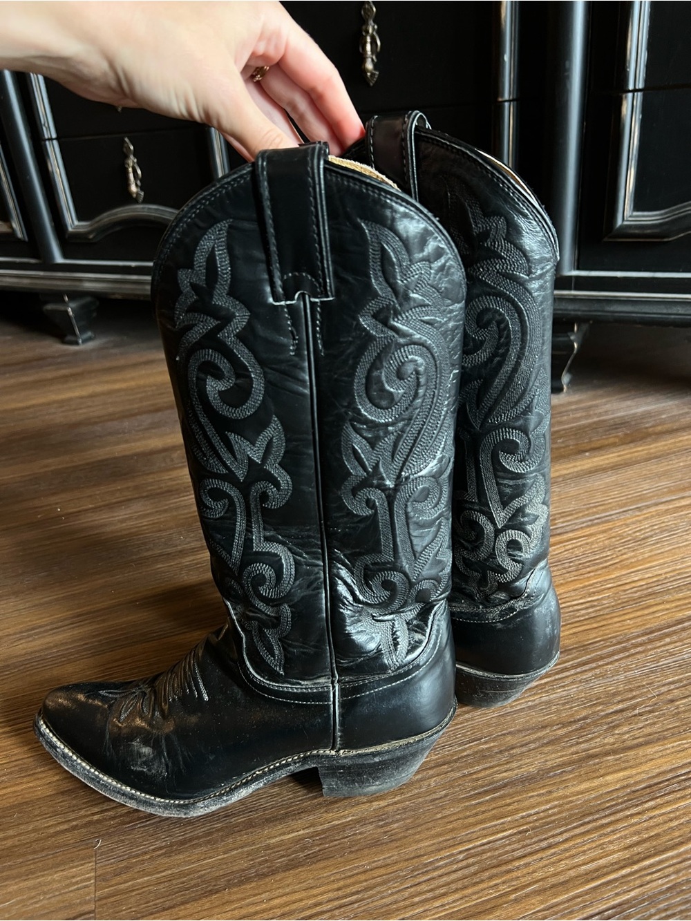 Justin Boots Tan and Black Leather Western Boots